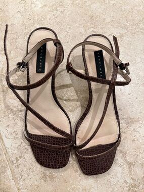 Sanctuary Dark Brown Croc-Embossed Strappy Sandals